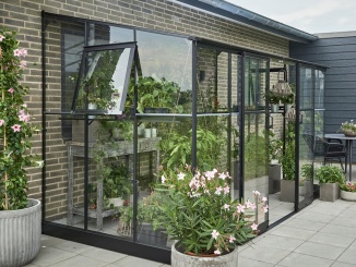 Skleníky ke zdi –  Halls Qube Lean-to Wall