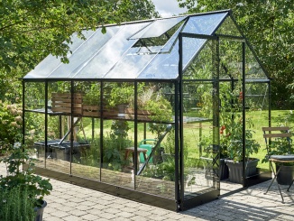 Luxusní třída –  Halls Qube